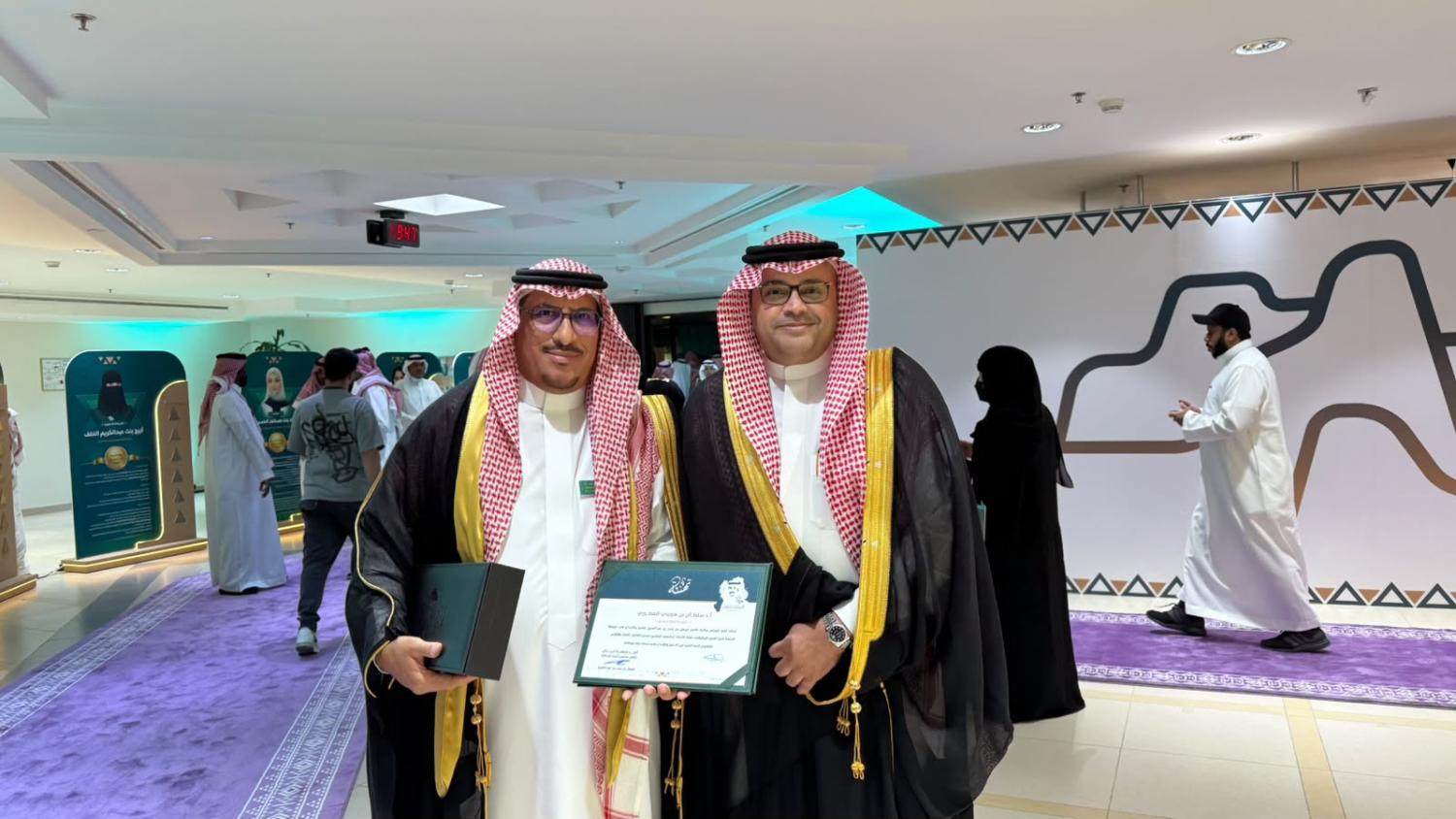 الأستاذ الدكتور سلطان بن هويدي سلطان المطيري - Photo